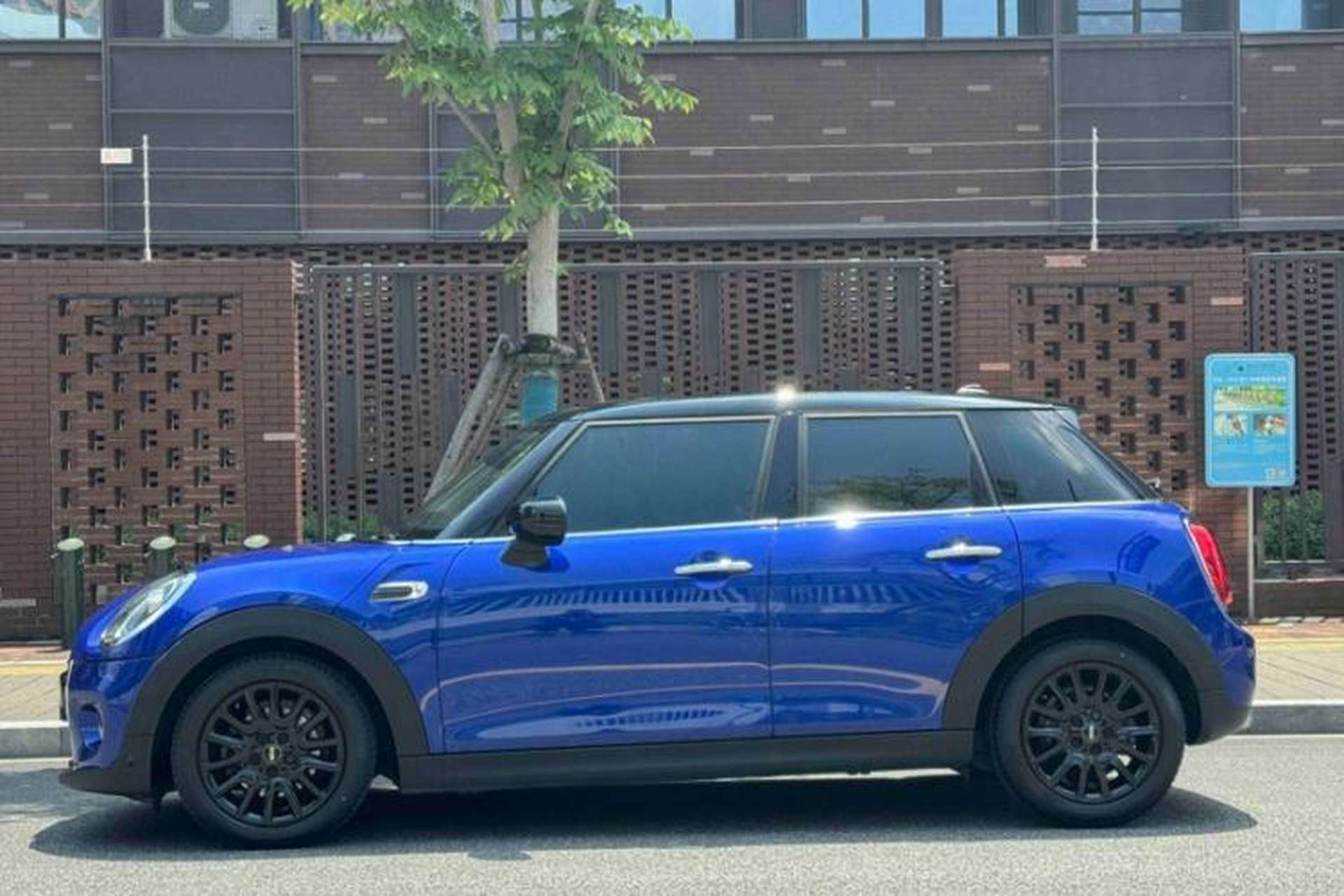 Used MINI 2019 1.5T COOPER Classic Edition Five-Door Version Exterior 1