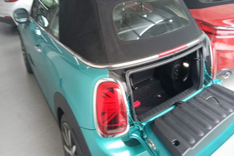 Used MINI 2019 1.5T COOPER CABRIO Artist Exterior 2