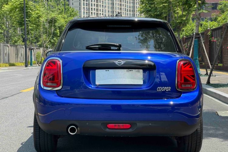 Used MINI 2019 1.5T COOPER Classic Edition Five-Door Version Exterior 2