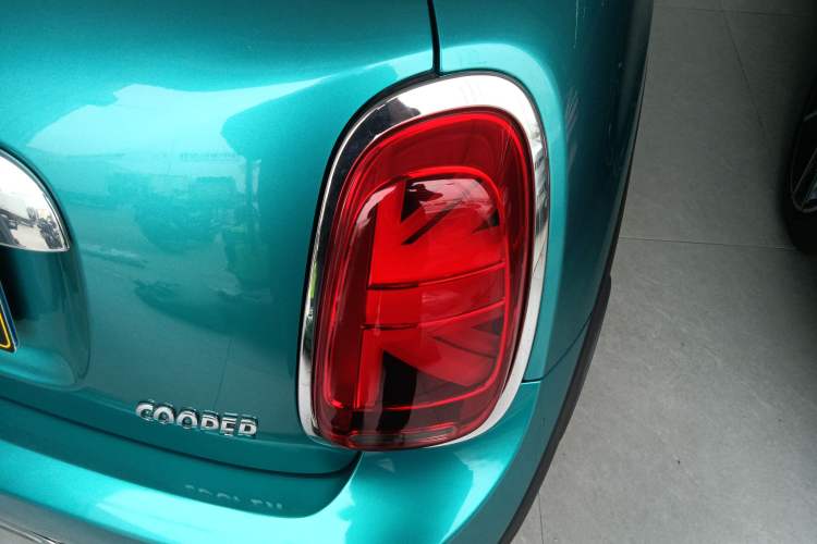 Used MINI 2019 1.5T COOPER CABRIO Artist Exterior 3