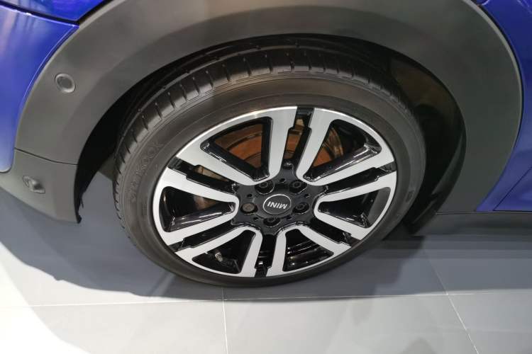 Used MINI 2019 1.5T COOPER CABRIO Artist Exterior 7