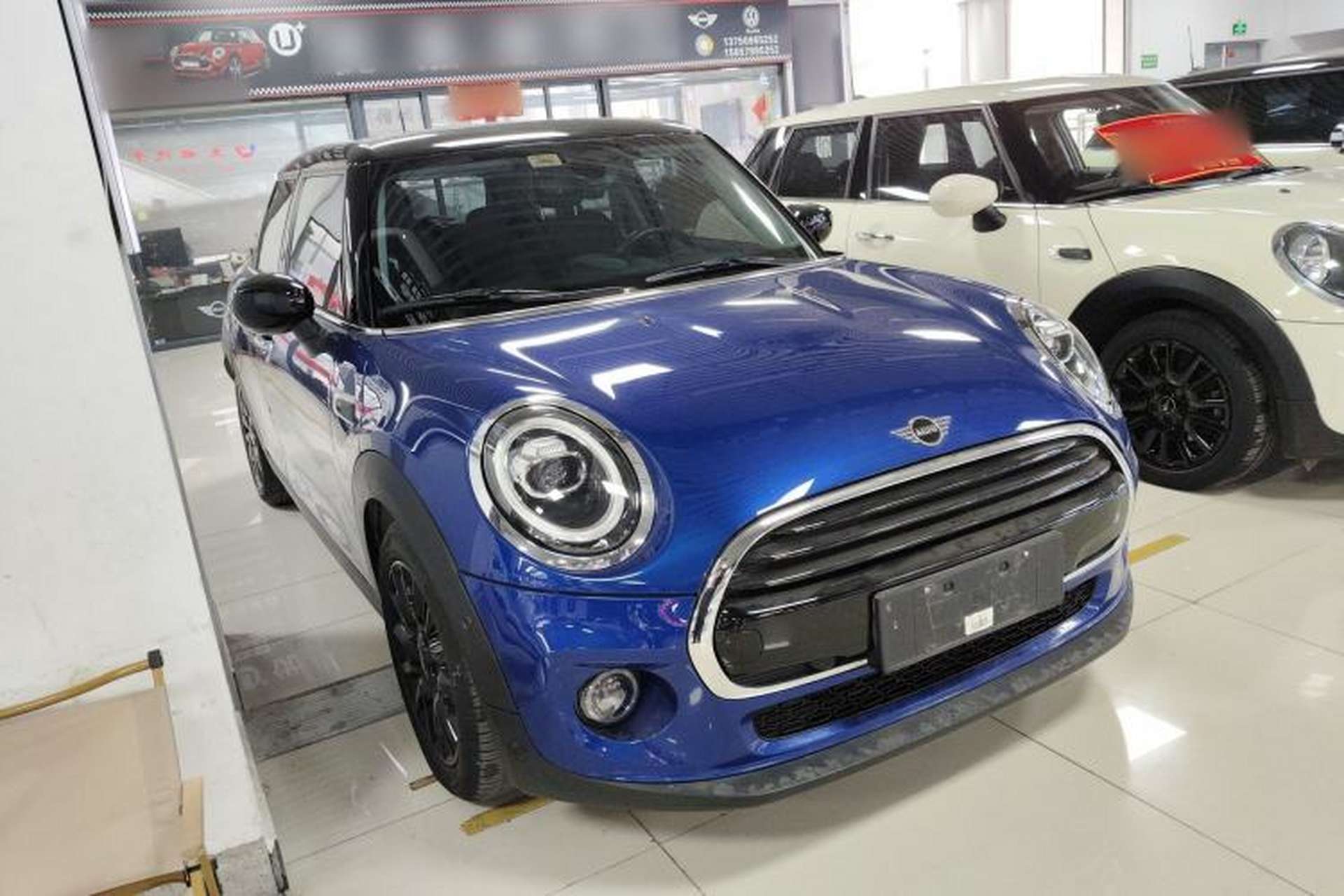 Used MINI 2019 1.5T COOPER Classic Edition Five-Door Version Front Right 45 Deg