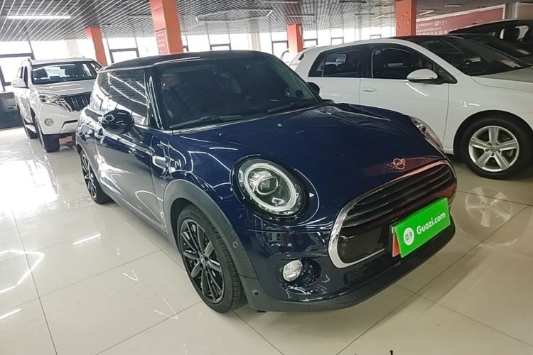 Used MINI 2019 1.5T COOPER Artist Front Right 45 Deg