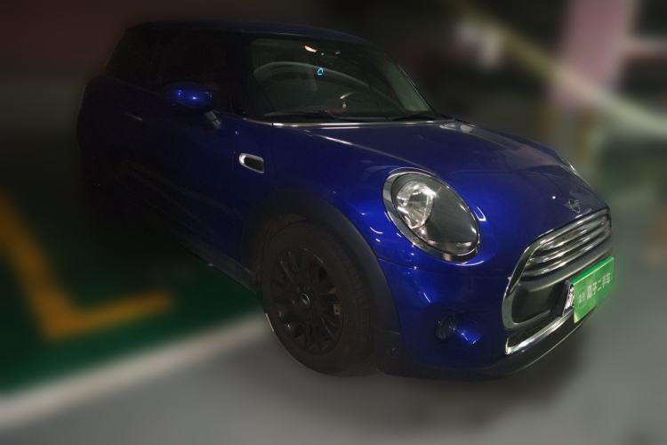 Used MINI 2019 1.5T ONE PLUS Front Right 45 Deg