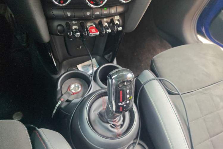 Used MINI 2019 2.0T COOPER S Racing Driver Gear Lever