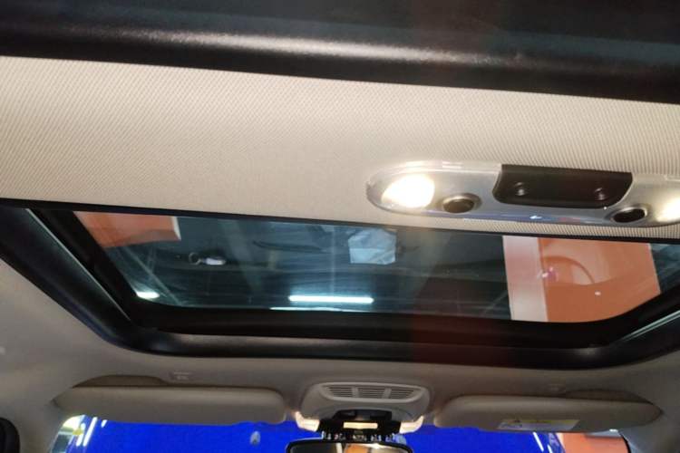 Used MINI 2019 1.5T COOPER Classic Edition Five-Door Version Headliner