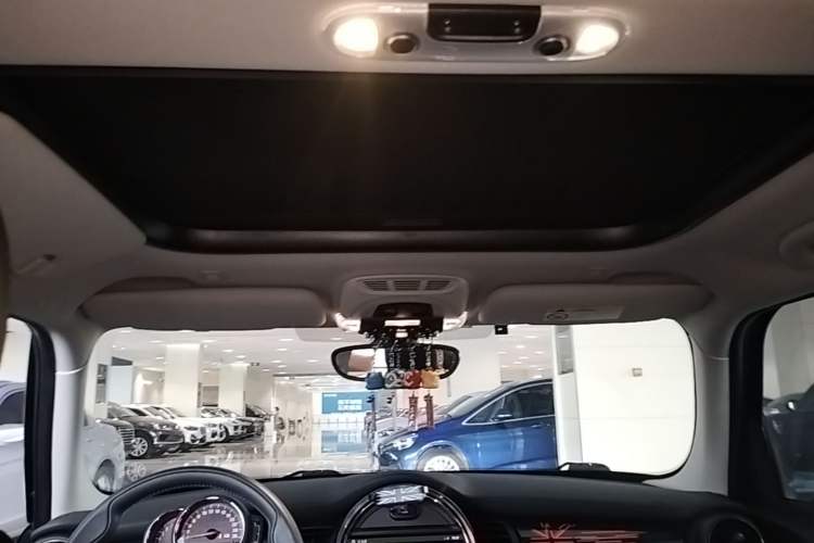 Used MINI 2019 1.5T COOPER Artist Five-Door Edition Headliner