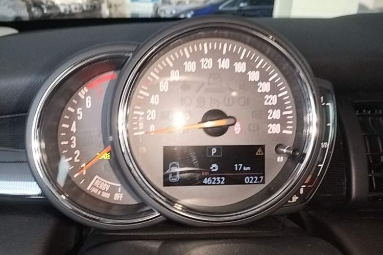 Used MINI 2019 1.5T COOPER Artist Five-Door Edition Instrument Cluster