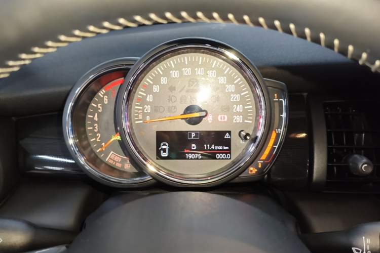 Used MINI 2019 1.5T COOPER Artist Instrument Cluster