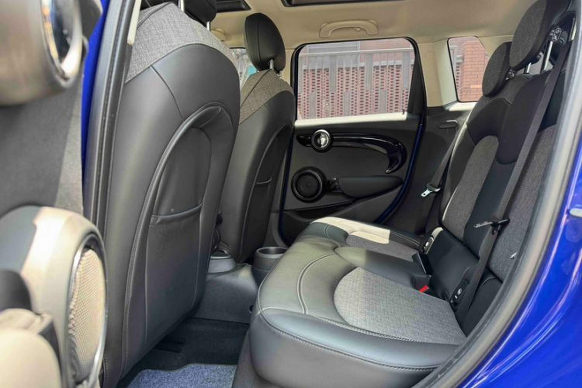 Used MINI 2019 1.5T COOPER Classic Edition Five-Door Version Interior 10