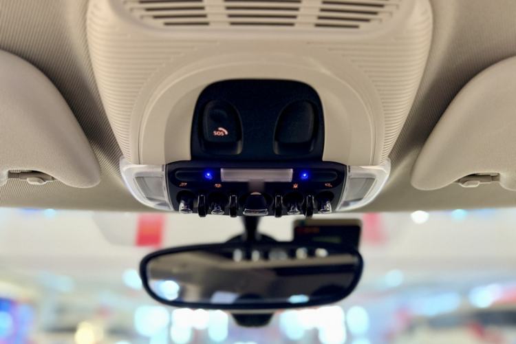 Used MINI 2019 1.5T COOPER Classic Edition Interior 5