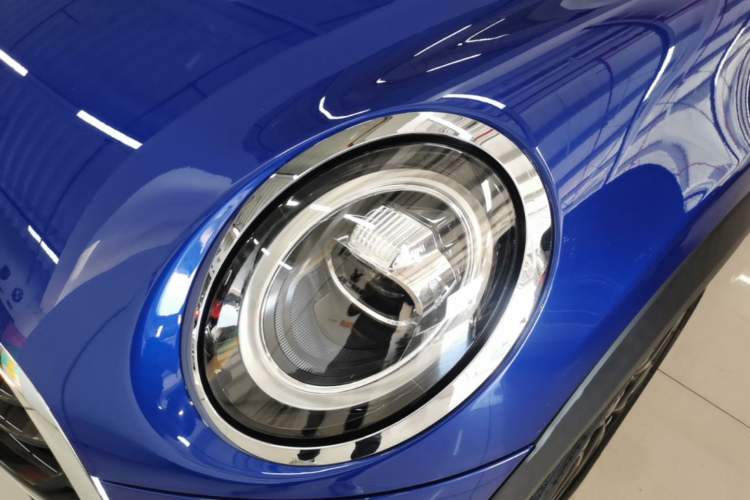 Used MINI 2019 1.5T COOPER Classic Edition Five-Door Version Left Front Headlight