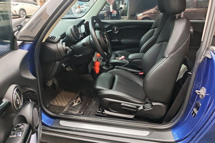 Used MINI 2019 1.5T COOPER Classic Edition Left Front Seat