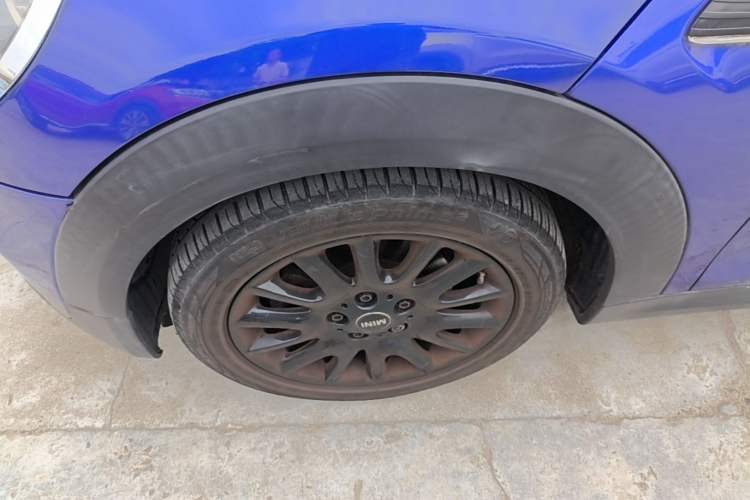 Used MINI 2019 1.5T ONE PLUS Left Front Wheel Hub