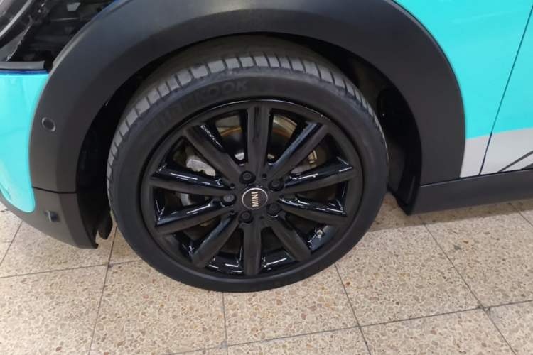 Used MINI 2019 1.5T COOPER Artist Left Front Wheel Hub