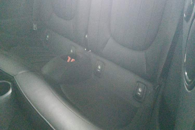 Used MINI 2019 1.5T COOPER CABRIO Artist Left Rear Seat