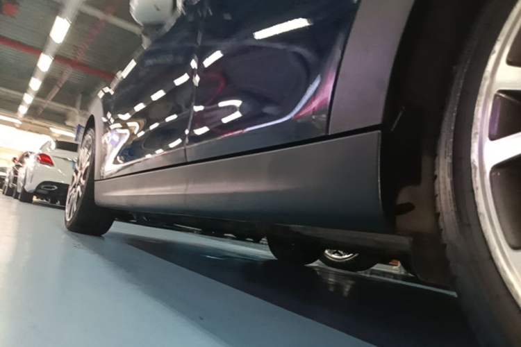 Used MINI 2019 2.0T COOPER S Artist Five-Door Edition Left Side Sill