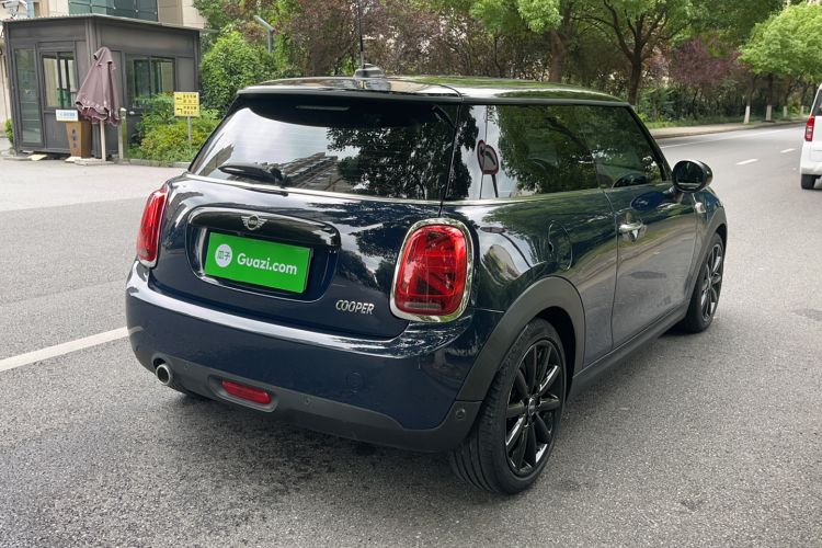 Used MINI 2019 1.5T COOPER Artist Rear Right 45 Deg