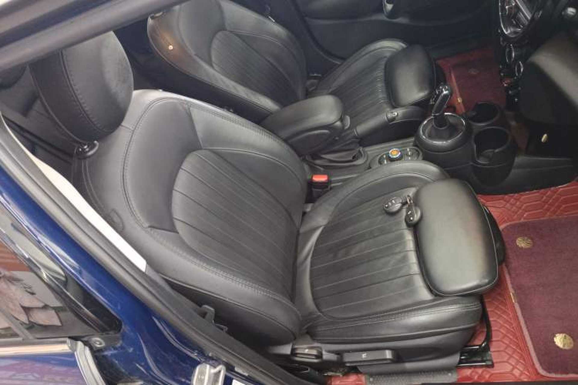 Used MINI 2019 2.0T COOPER S Artist Five-Door Edition Right Front Seat