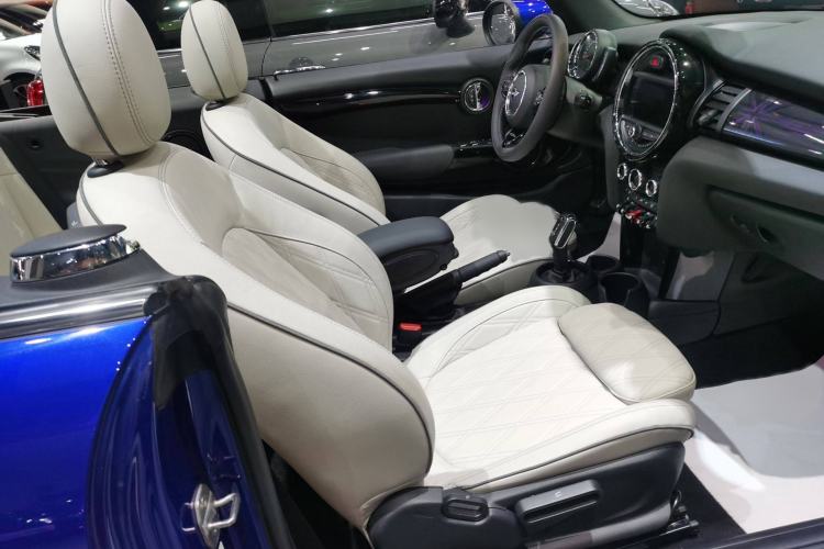 Used MINI 2019 1.5T COOPER CABRIO Artist Right Front Seat