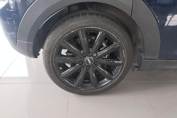 Used MINI 2019 1.5T COOPER Artist Five-Door Edition Right Rear Wheel Hub