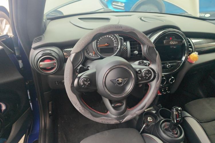 Used MINI 2019 2.0T COOPER S Racing Driver Steering Wheel