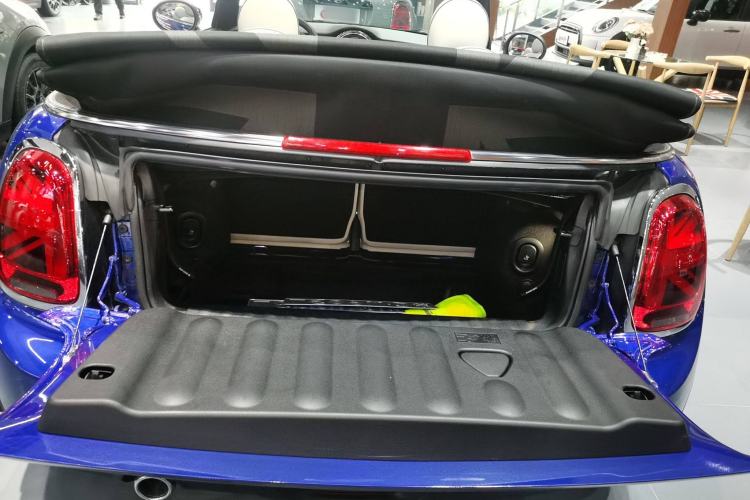 Used MINI 2019 1.5T COOPER CABRIO Artist Trunk
