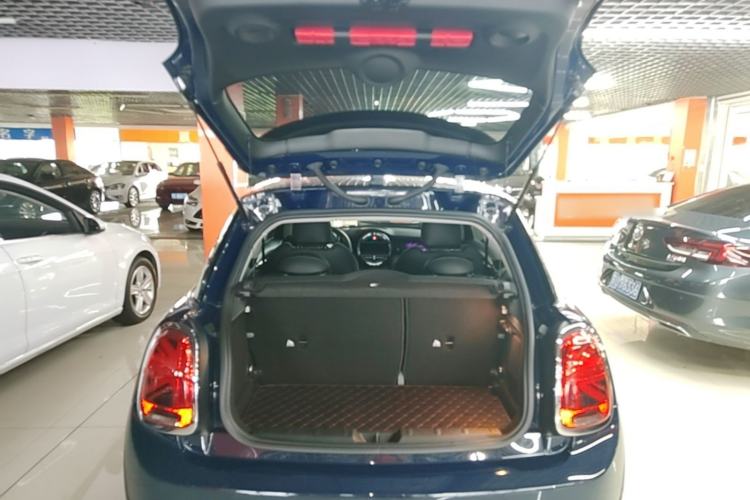 Used MINI 2019 1.5T COOPER Artist Trunk