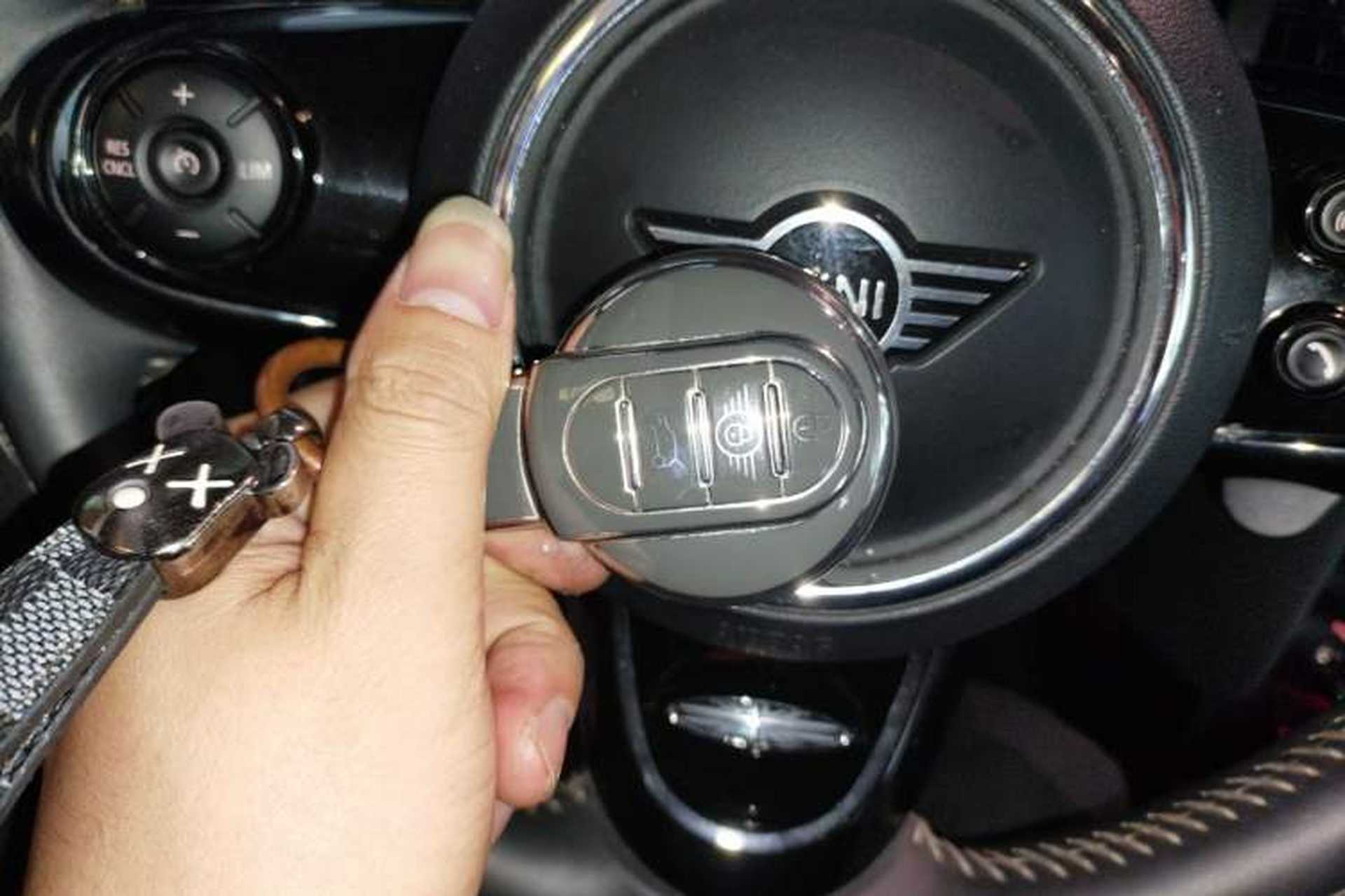 Used MINI 2019 2.0T COOPER S Artist Five-Door Edition Vehicle Key