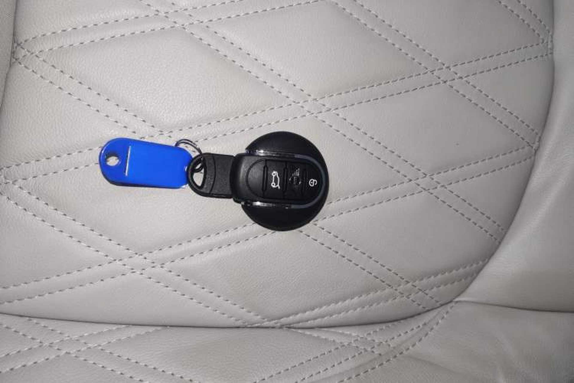 Used MINI 2019 1.5T COOPER CABRIO Artist Vehicle Key