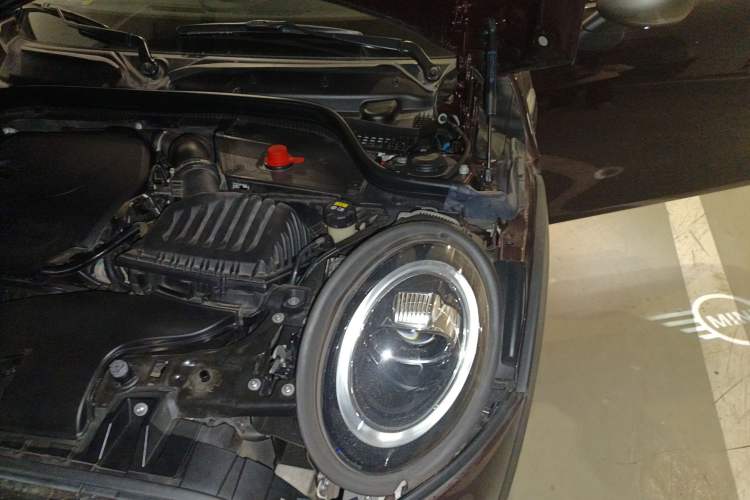 Used MINI 2019 1.5T COOPER Classic Edition Five-Door Version Engine Bay Left