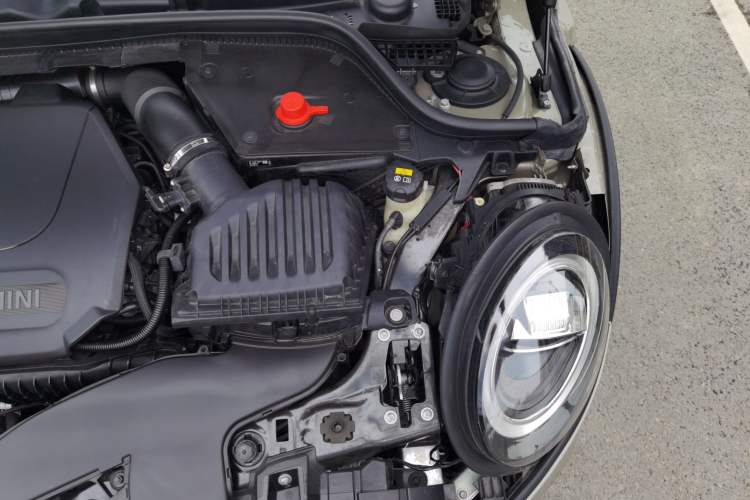 Used MINI 2019 1.5T COOPER Classic Edition Engine Bay Left