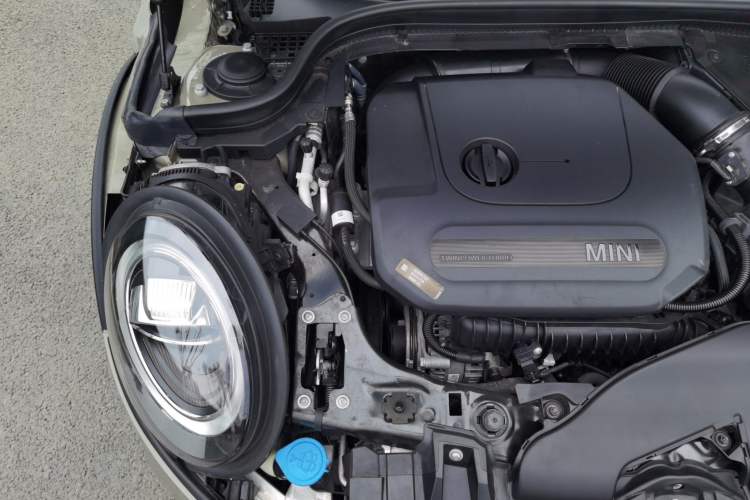Used MINI 2019 1.5T COOPER Classic Edition Engine Bay Right