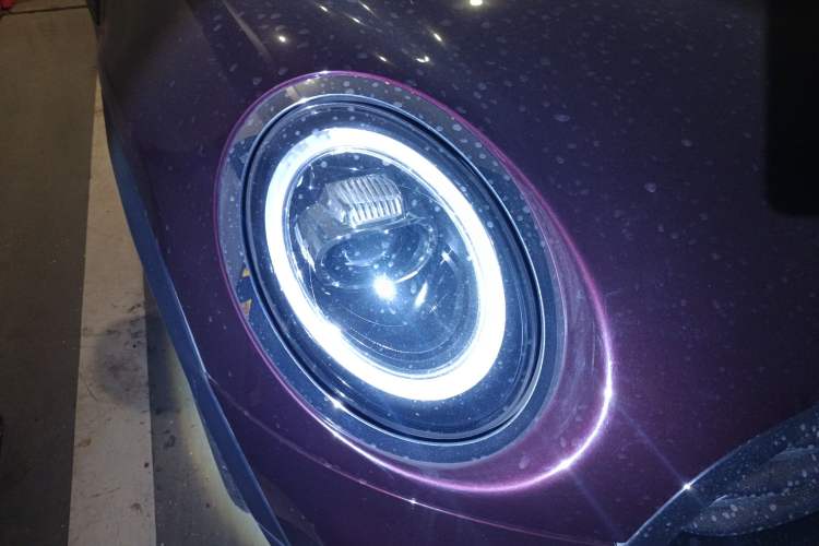 Used MINI 2019 1.5T COOPER Classic Edition Five-Door Version Right Front Headlight