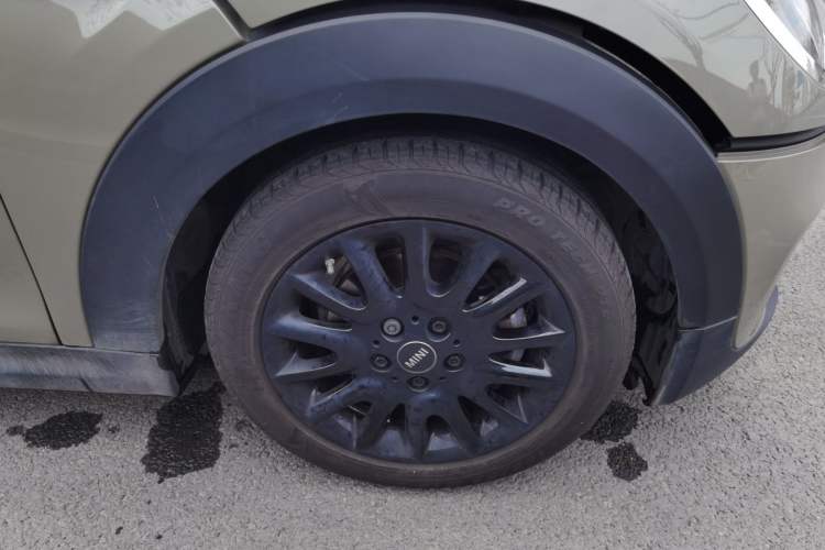 Used MINI 2019 1.5T COOPER Classic Edition Right Front Wheel Hub