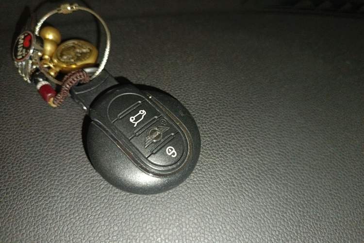 Used MINI 2019 1.5T COOPER Classic Edition Five-Door Version Vehicle Key