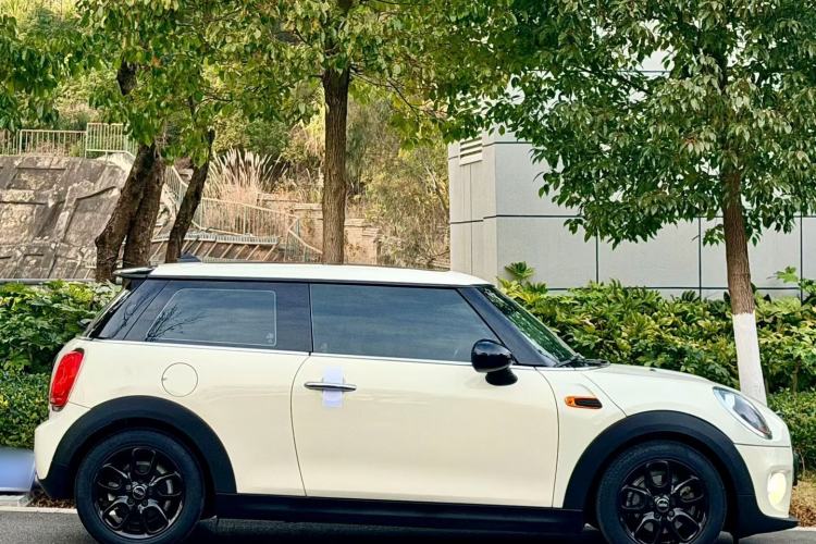 Used MINI 2019 1.5T ONE Exterior 2