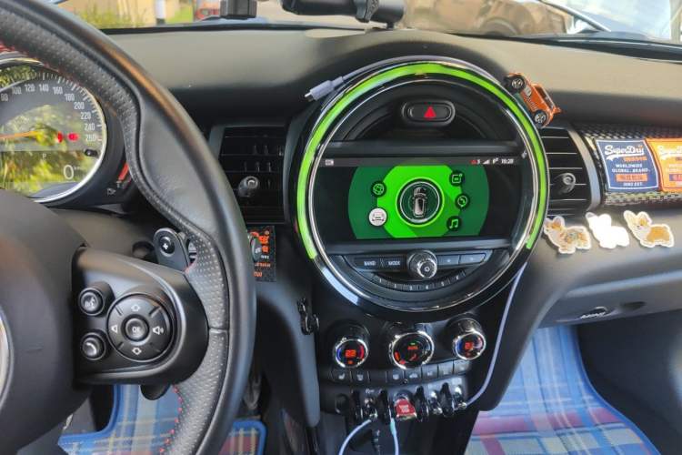 Used MINI 2019 2.0T COOPER S Racing Driver Audio And AC Panel