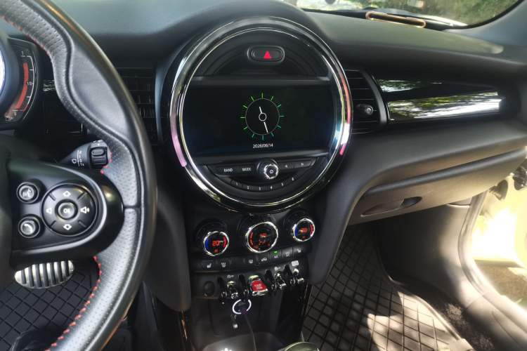 Used MINI 2019 1.5T COOPER Racing Driver Audio And AC Panel