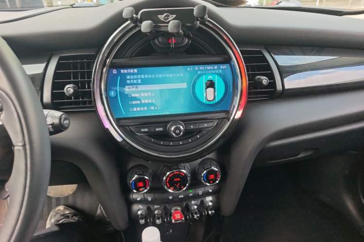 Used MINI 2019 2.0T COOPER S Artist Five-Door Edition Audio And AC Panel