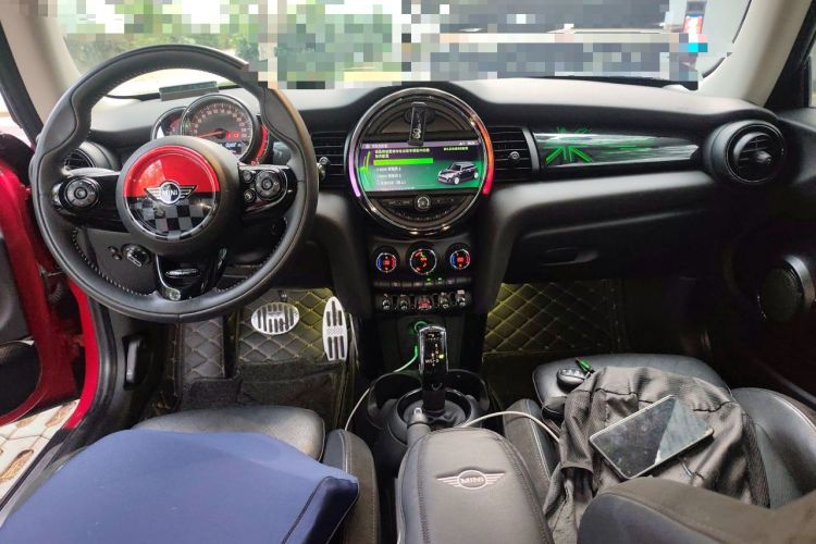 Used MINI 2019 1.5T COOPER Artist Center Console