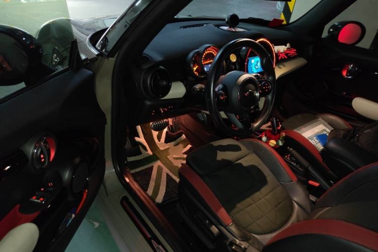 Used MINI 2019 2.0T COOPER S Racing Driver Driver Seat