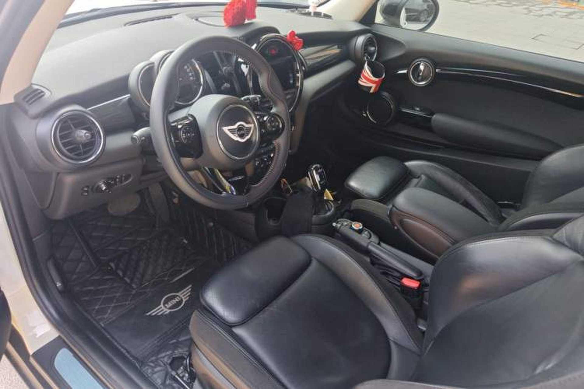 Used MINI 2019 1.5T COOPER Artist Driver Seat
