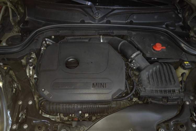 Used MINI 2019 2.0T COOPER S Racing Driver Engine Bay
