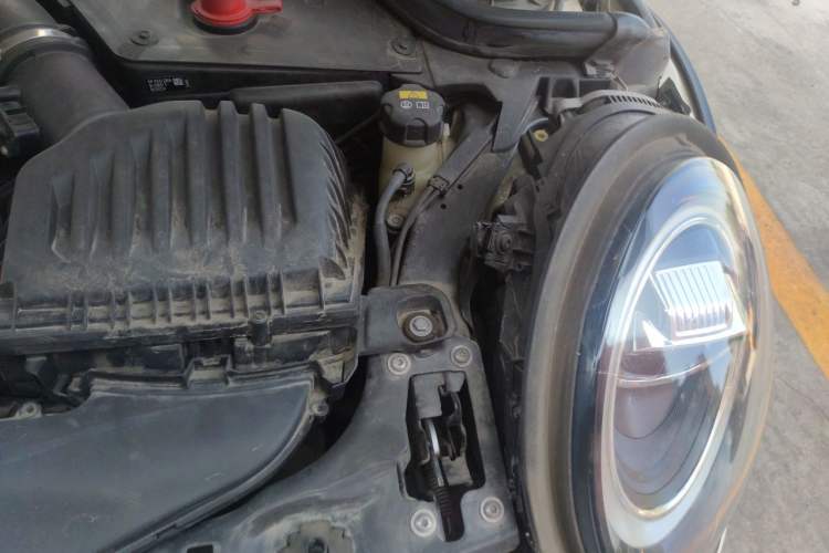 Used MINI 2019 2.0T COOPER S Classic Edition Engine Bay Left