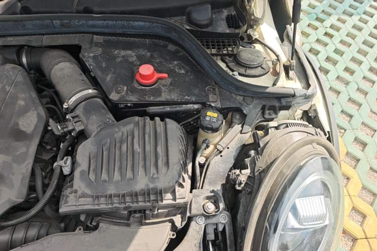 Used MINI 2019 2.0T COOPER S Artist Five-Door Edition Engine Bay Left