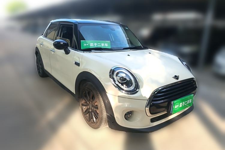 Used MINI 2019 1.5T COOPER Artist Five-Door Edition Front Right 45 Deg