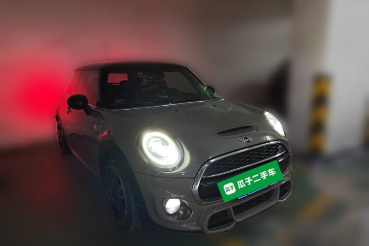 Used MINI 2019 2.0T COOPER S Racing Driver Front Right 45 Deg