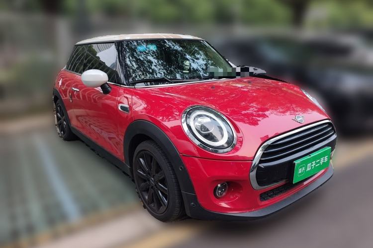 Used MINI 2019 1.5T COOPER Artist Front Right 45 Deg