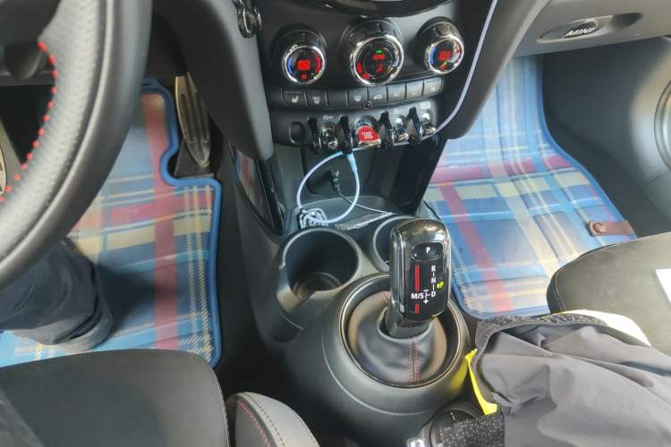 Used MINI 2019 2.0T COOPER S Racing Driver Gear Lever
